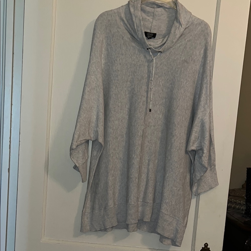 Jones New York Gray Cowl Neck 3/4 Sleeve Sweatshirt Sweater